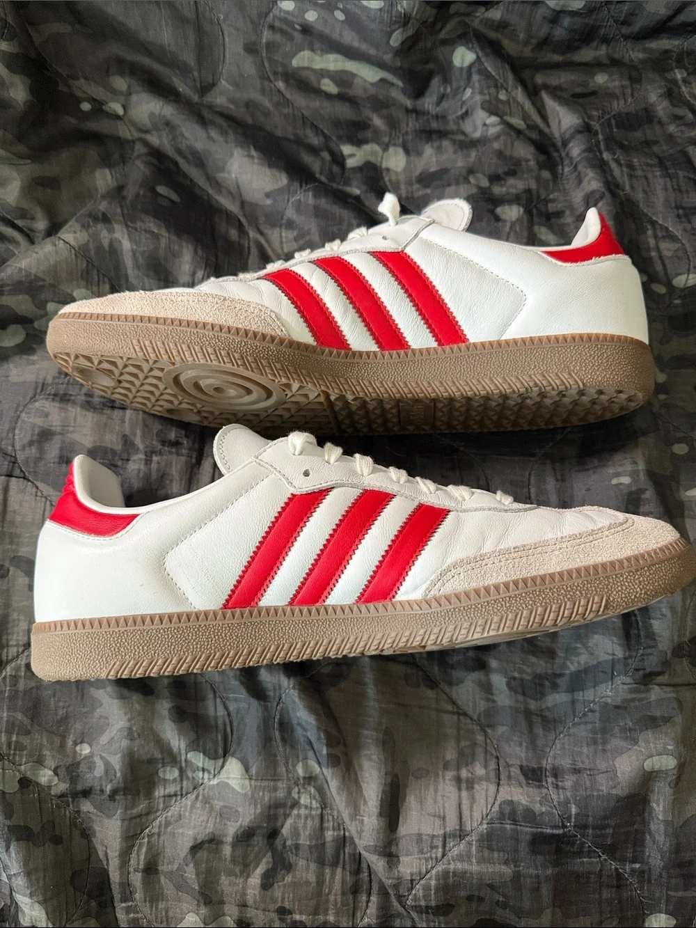 Adidas Samba White & Red Leather Sneakers Men’s size 11.5